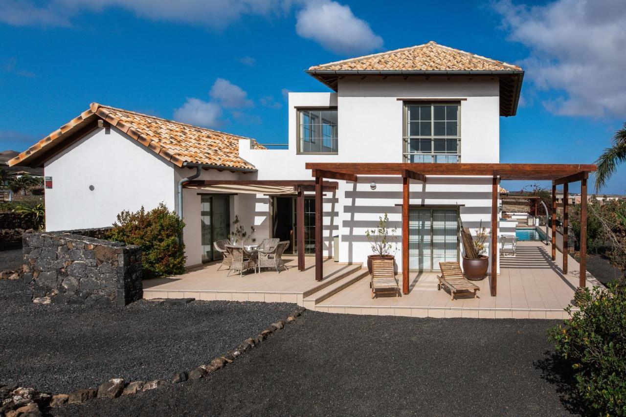 Villa Annunaki Lajares Bagian luar foto